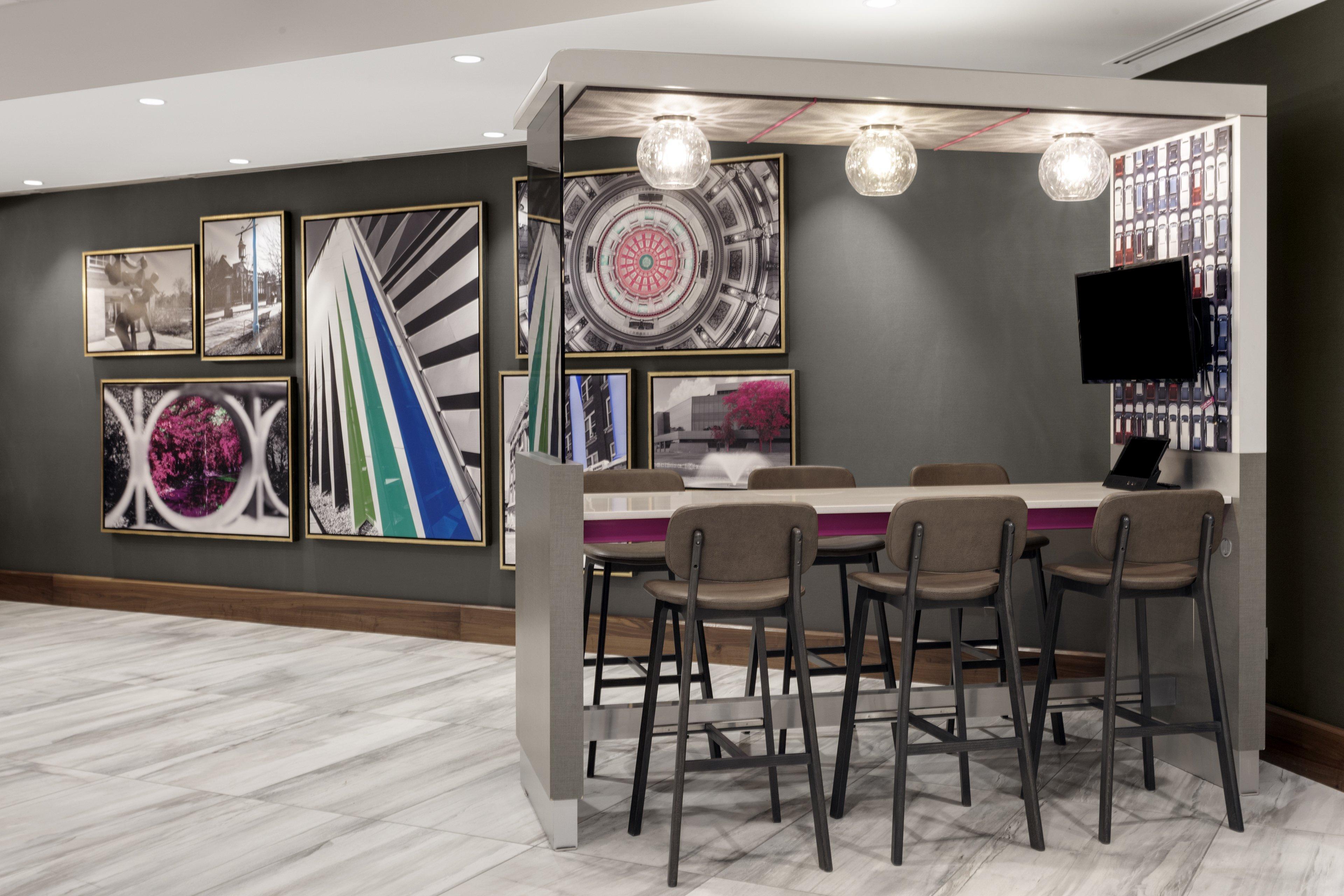 Crowne Plaza Lansing By Ihg Hotel Exterior photo