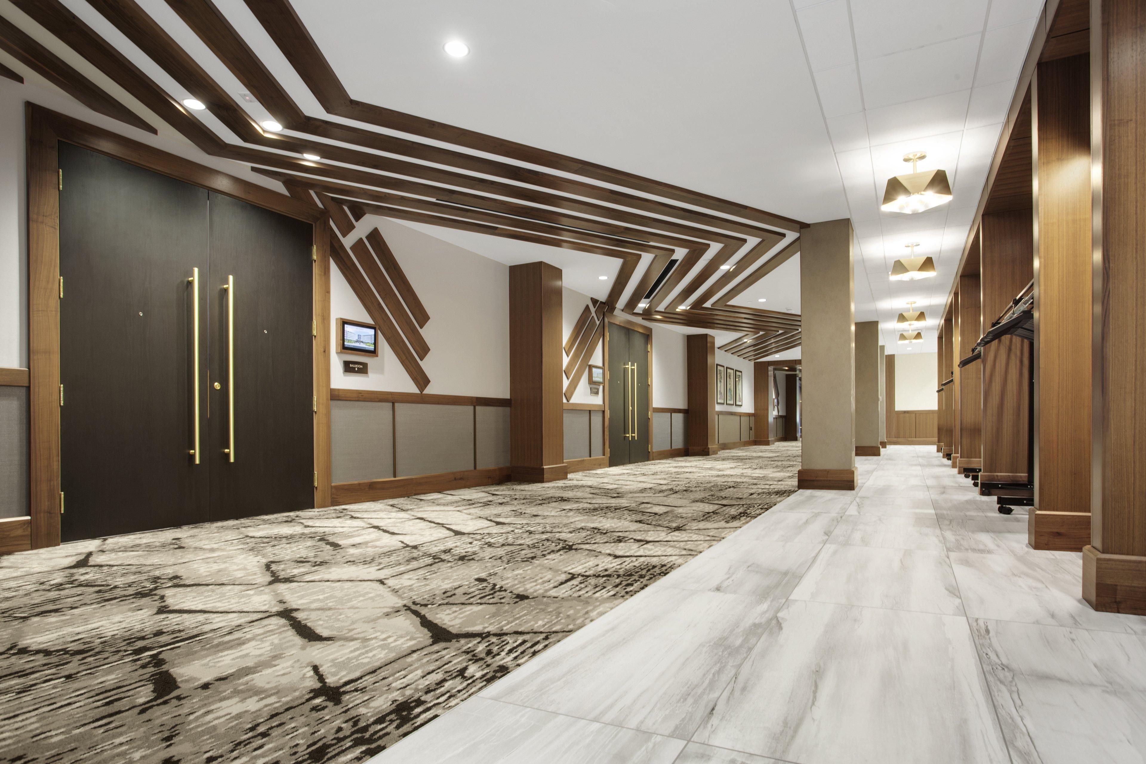 Crowne Plaza Lansing By Ihg Hotel Exterior photo