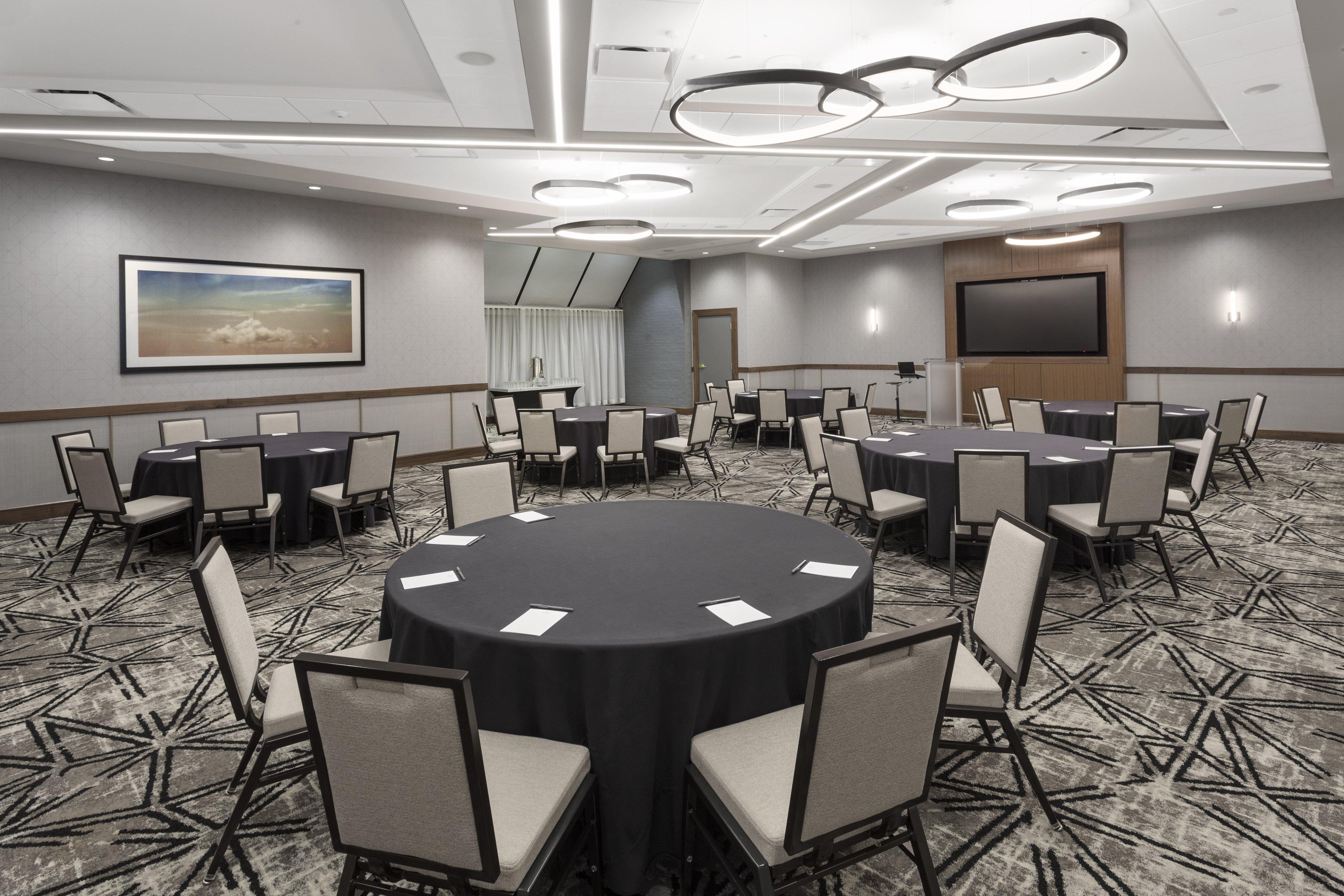 Crowne Plaza Lansing By Ihg Hotel Exterior photo