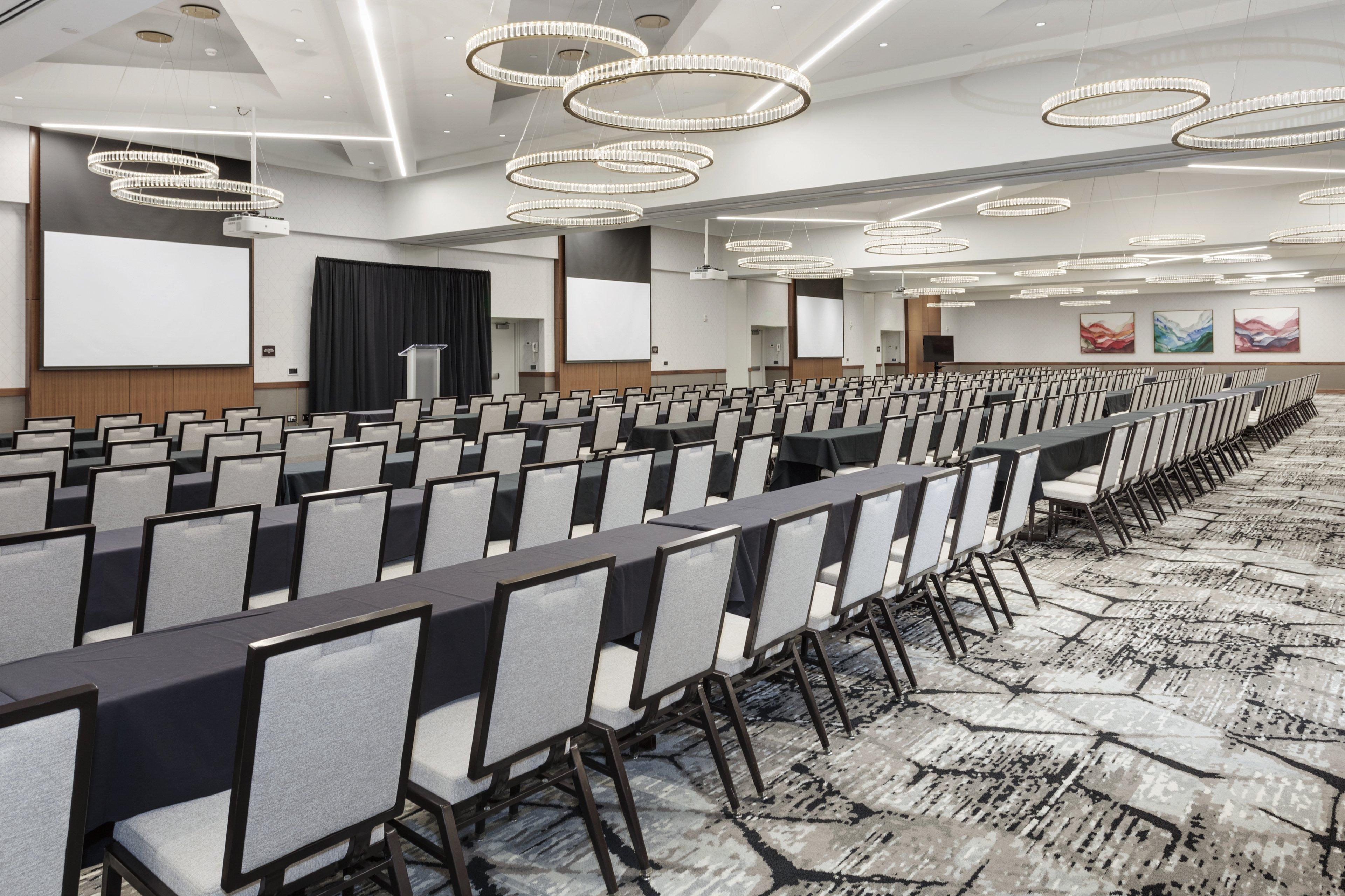 Crowne Plaza Lansing By Ihg Hotel Exterior photo
